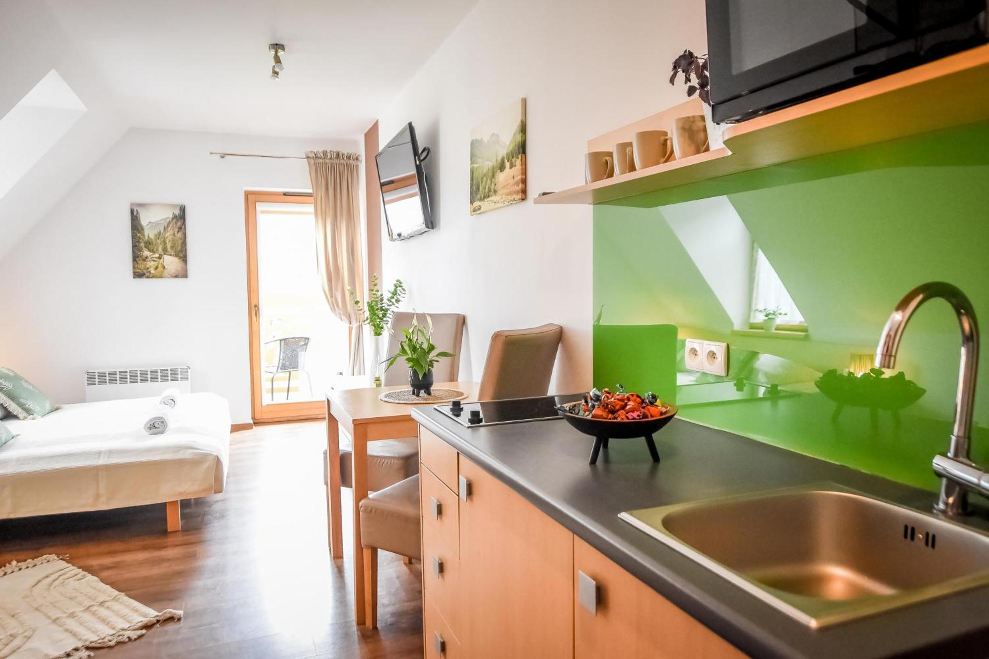 Aparteo Apartament Stojakowka コシチェリスコ エクステリア 写真