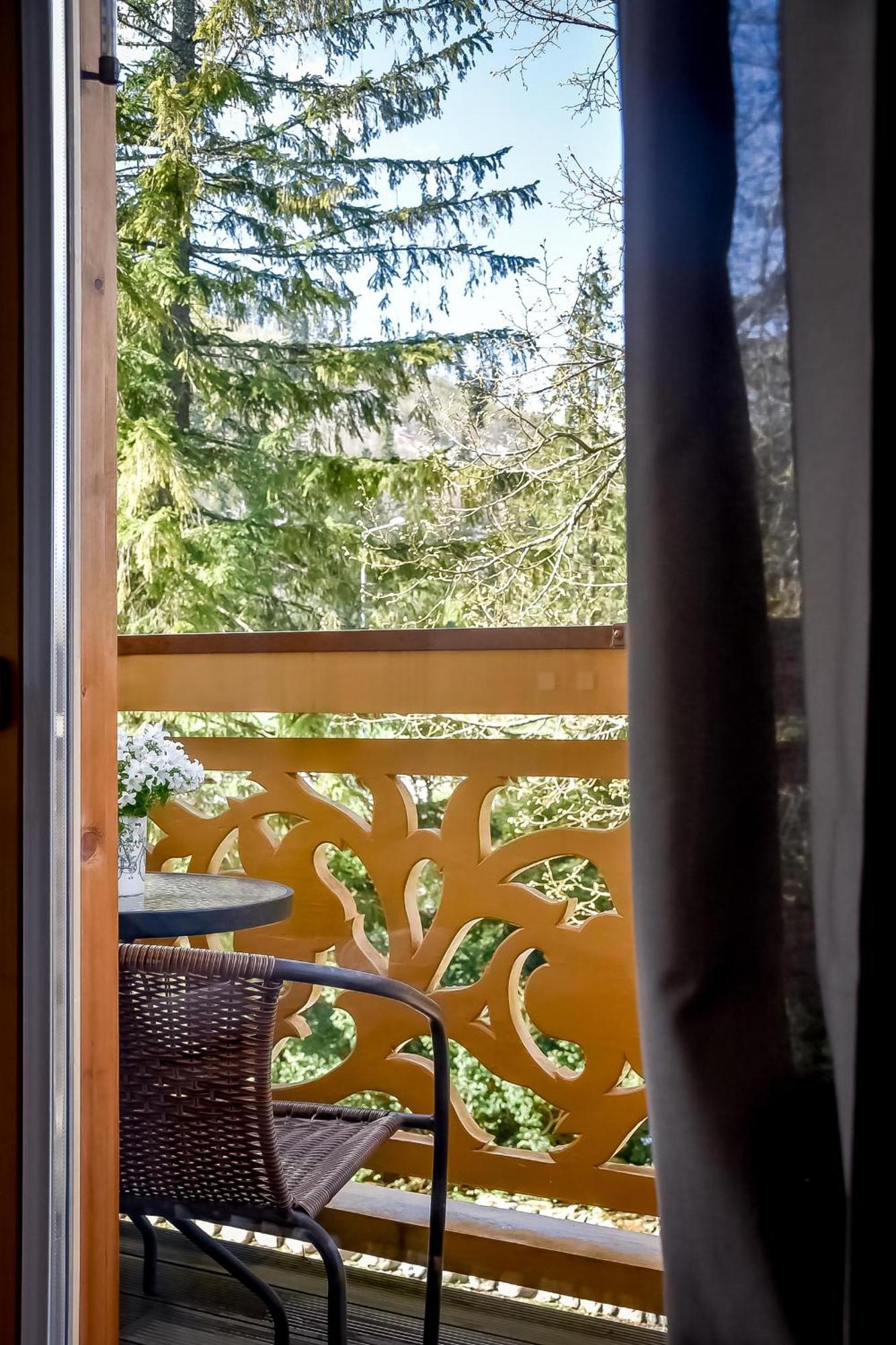 Aparteo Apartament Stojakowka コシチェリスコ エクステリア 写真